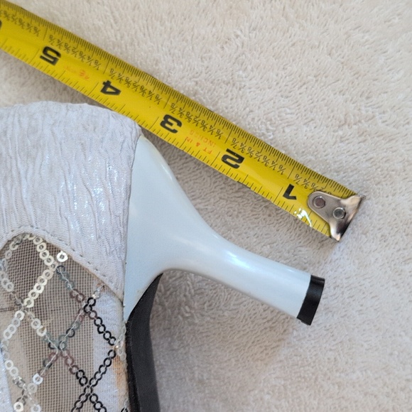 Chic Silver Women's Heels with Embellishments - Picture 8 of 9